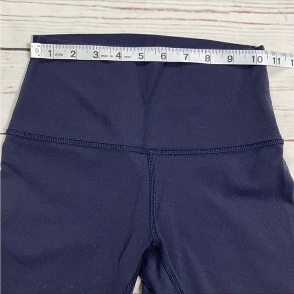 Lululemon Navy Blue Crop Leggings - Picture 5 of 10